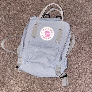 Fjallraven “Mini Kanken”